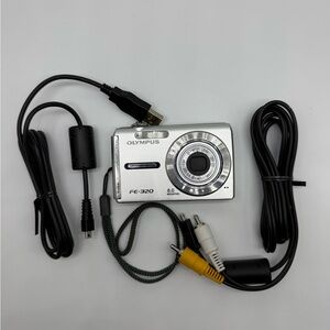 Olympus FE-320 Silver Digital Camera with Cables